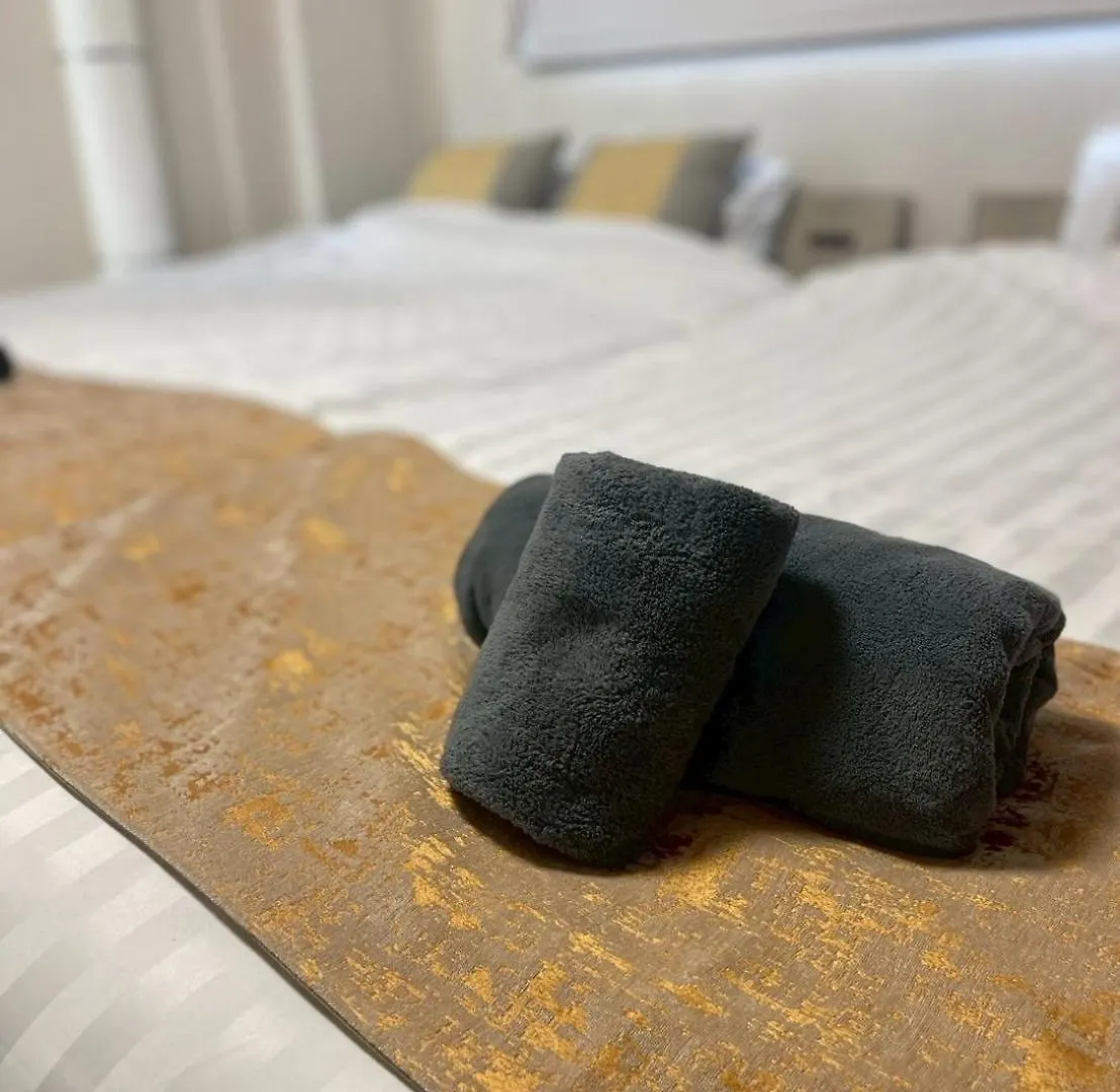 Apartment 3F Suite Room Paypayドーム Mark Isや大濠公園近く天神駅博多駅から乗り換えなし Muromimachi